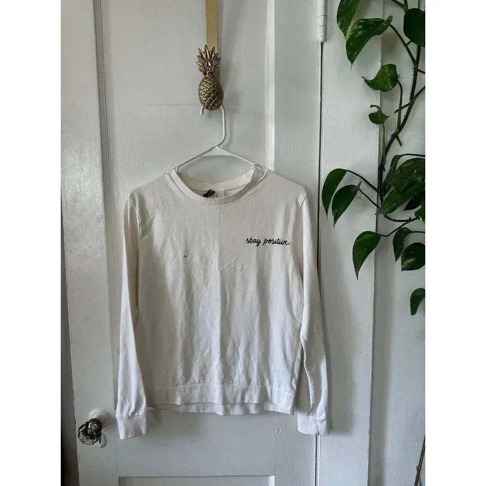 H&M Divided Women’s size small STAY POSITIVE shirt